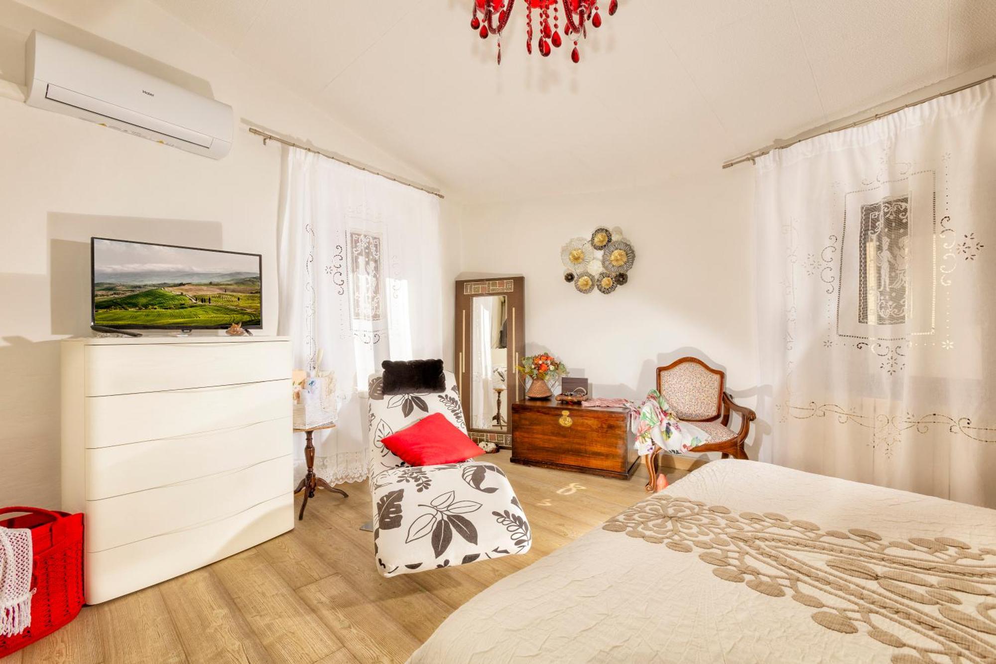 Viola Apartment